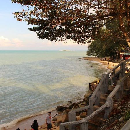 New Seaview Cozy Modern Beach House تانجونغ بونغاه المظهر الخارجي الصورة
